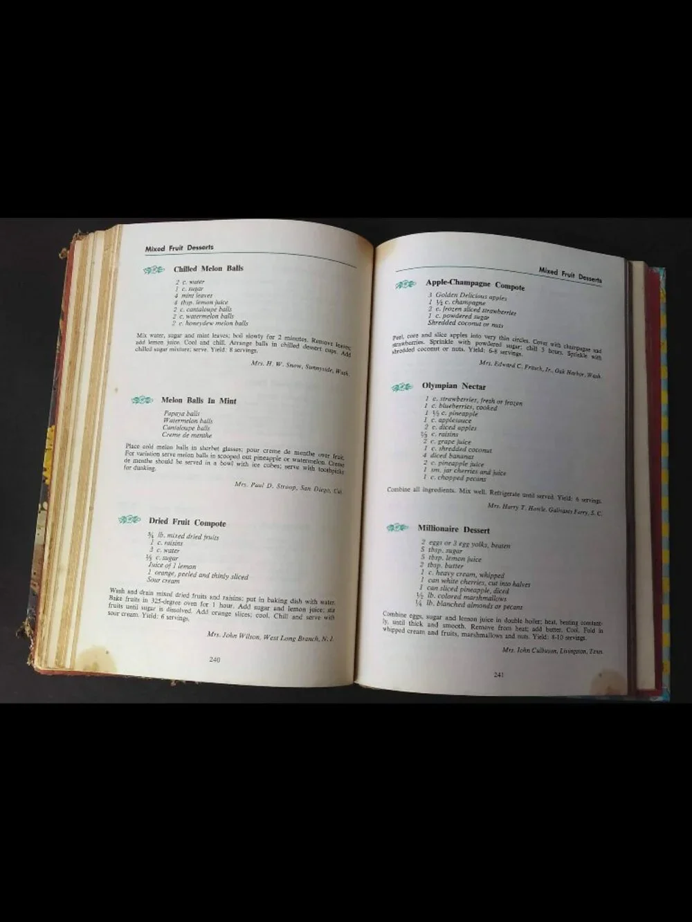 Vintage Favorite Recipes Of America 4 Cook Book Set HC Meats Desserts Salads